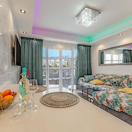 Beautiful Deluxe Apartment Sun And Sea Адехе Экстерьер фото